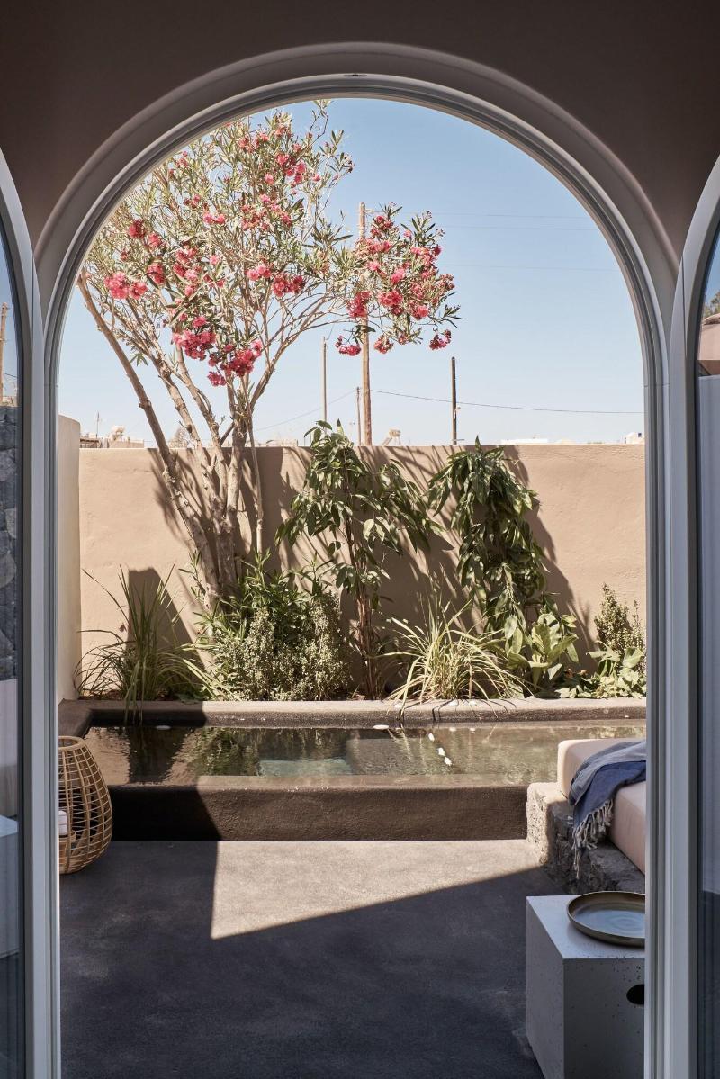 Istoria, A Member Of Design Hotels Perivolos  Exterior photo